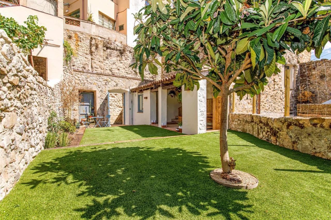 Вілла El Molino De Besalu Casa Con Jardin Екстер'єр фото